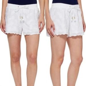 Lilly Pulitzer White Pineapple Baybreeze Shorts XS